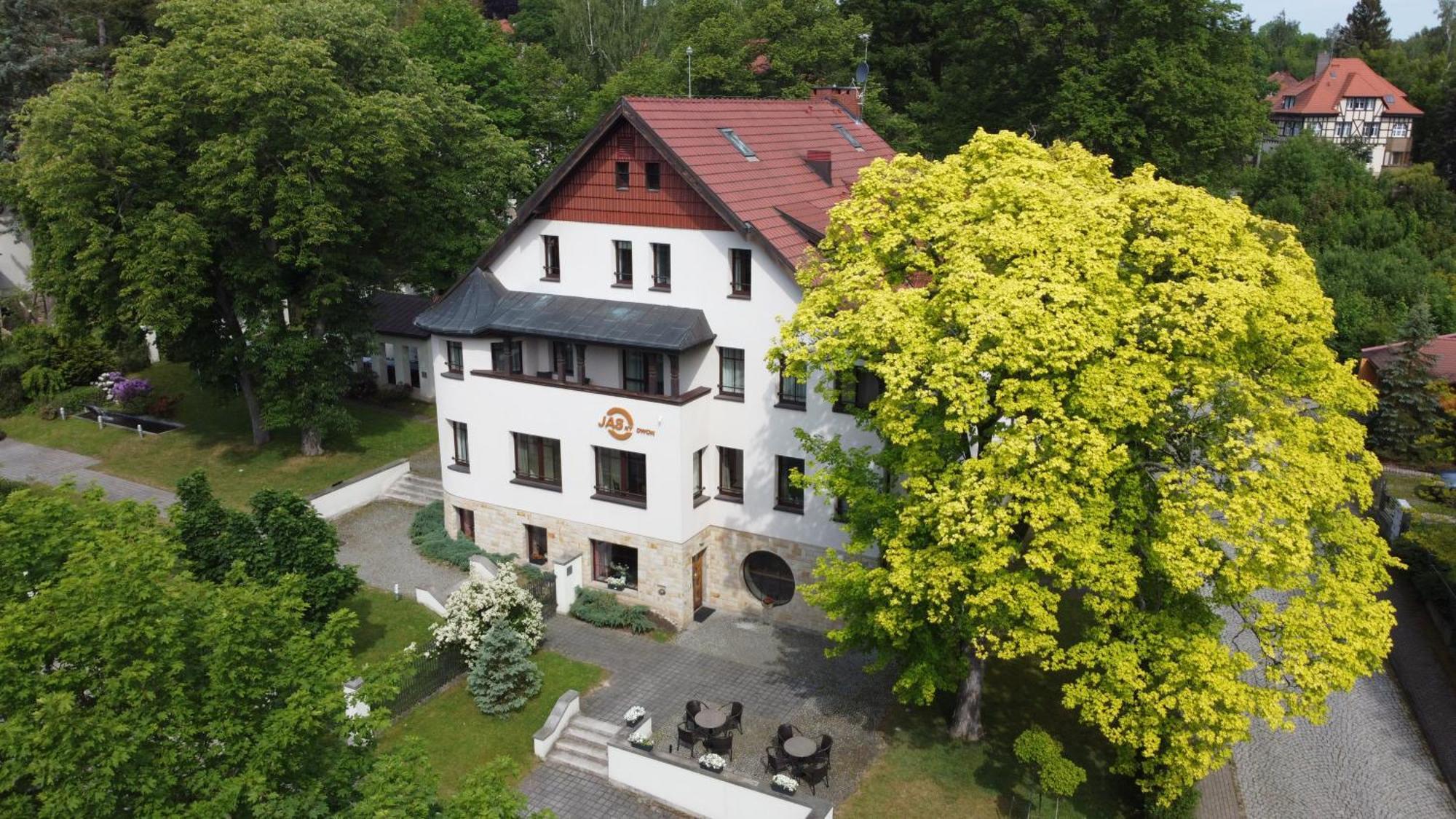 Hotel Jasny Dwor Polanica-Zdrój Exteriér fotografie