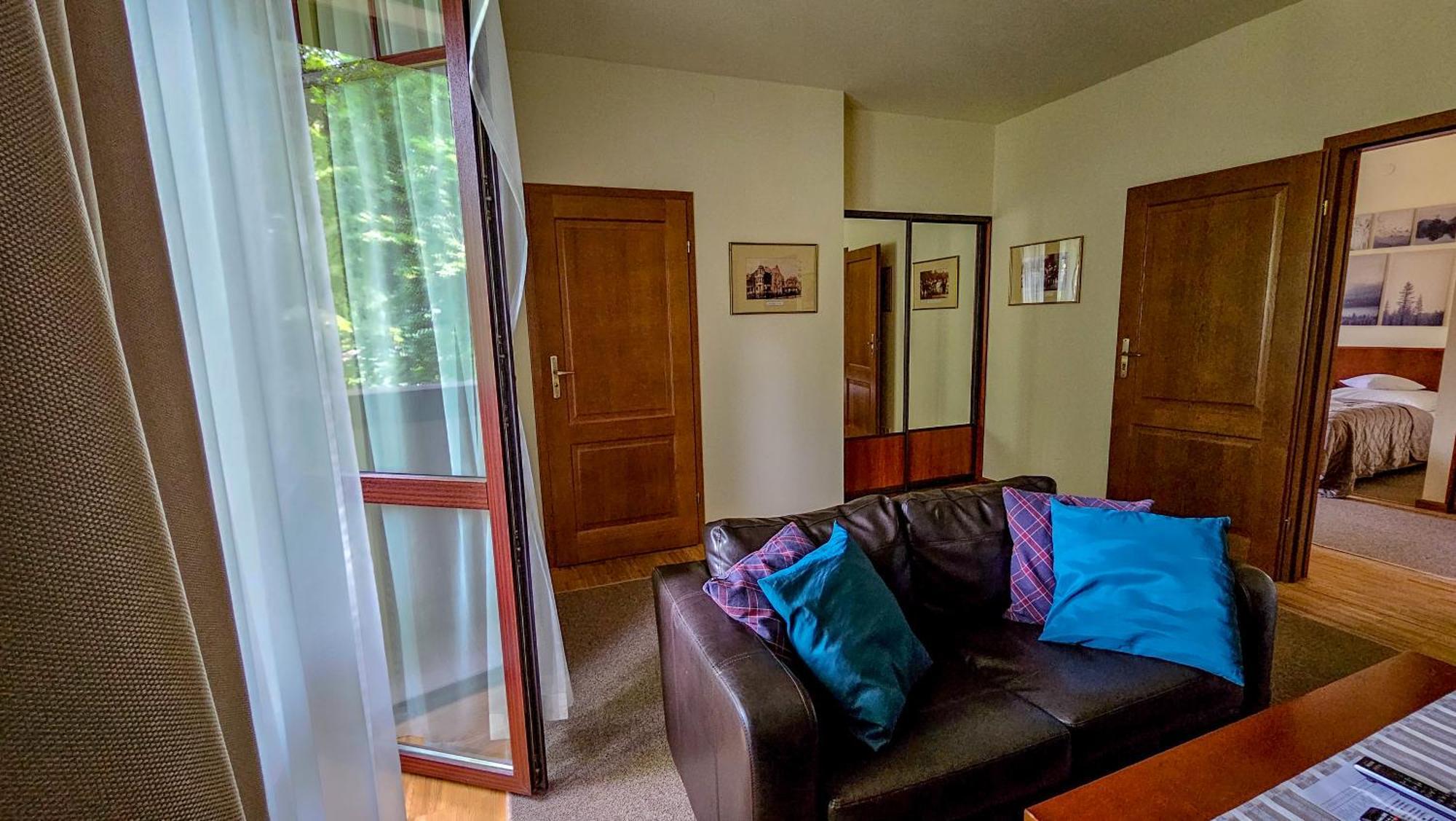 Hotel Jasny Dwor Polanica-Zdrój Exteriér fotografie