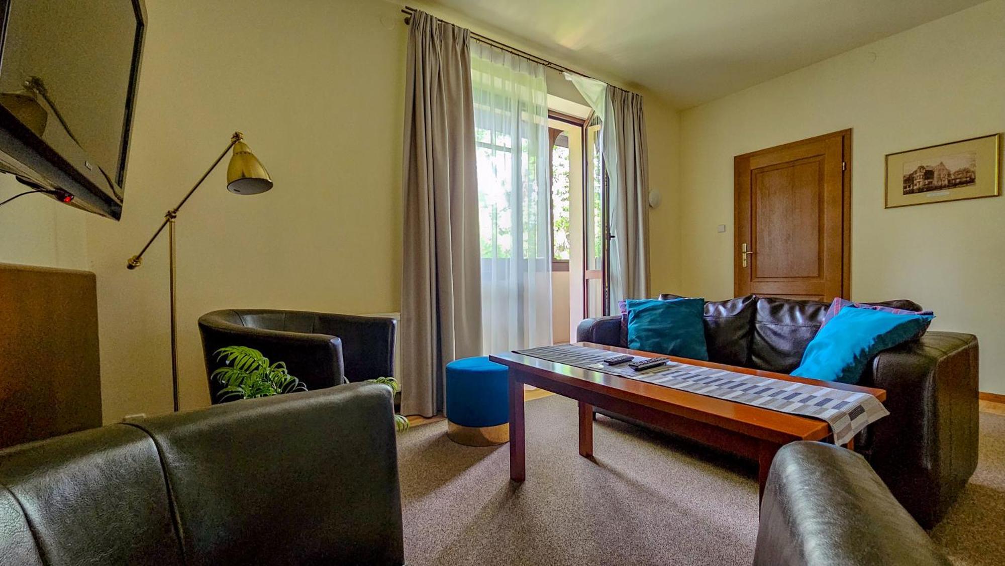 Hotel Jasny Dwor Polanica-Zdrój Exteriér fotografie
